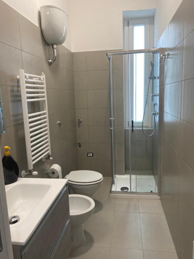 Garden House Apartments In Наполи Екстериор снимка
